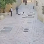 لحظه حمله به یک راهبه مسیحی در اورشلیم