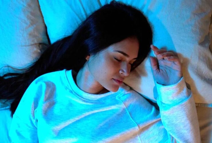 مصرف منیزیم برای خواب عمیق؛ چه زمانی و چگونه استفاده کنیم؟