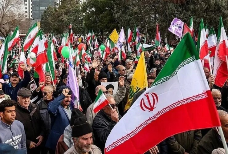 نشانه‌های بازنگری در هشت الزام برای بهبود حکومت/جامعه مورد انتظار است