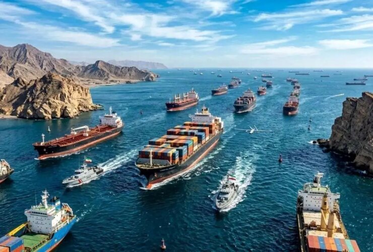 وضعیت تردد کشتی ها در تنگه هرمز
