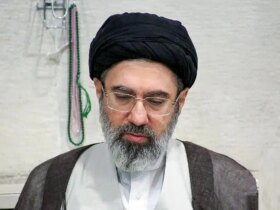 پیام رهبر انقلاب به مناسبت روز کارگر و روز معلم