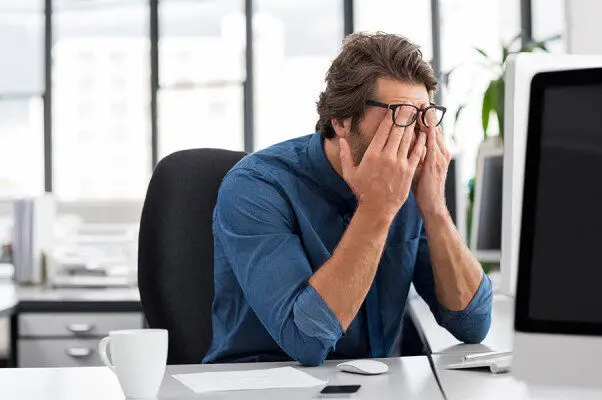 چرا حتی وقتی خوب می خوابیم همیشه خسته هستیم؟ / 5 دلیل ساده اما موثر
