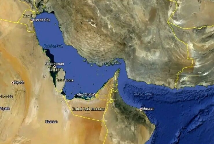 کیهان: اگر از کنترل تنگه بسفر دست برداریم، به هیچ یک از حقوق خود نخواهیم رسید