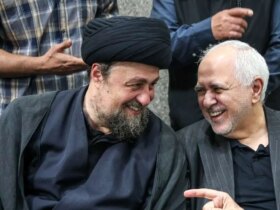 تصاویر; چهره های سیاسی در مراسم ختم خواهر سید محمد خاتمی