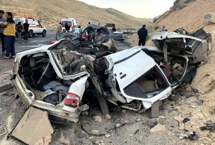 تصادف مرگبار در محور ایوانکی - تهران; 6 خارجی کشته شدند