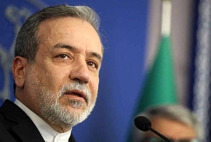 چرا موجودیت رهبری علنی نمی شود؟/بیانات عراقچی