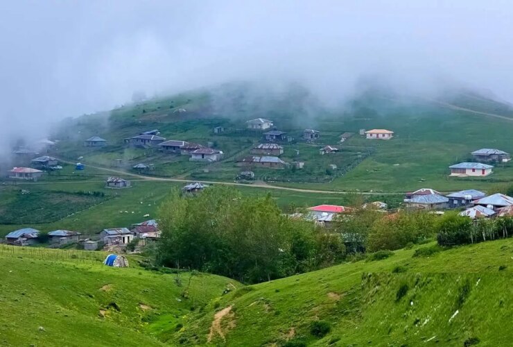 تصاویر; طبیعت تابستانی روی خلخال در راه اسلام
