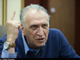 نجفی: برخی می خواهند ایران را بمباران کنند تا سیما فیلم را در اختیار بگیرند / احمد نجفی افتخار می کند که هموطن محسن چاوشی است.