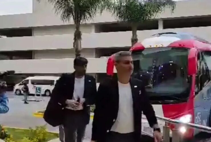 سرمربی تیم ملی برکنار شد. 29 سرمربی تیم ملی برکنار شد.