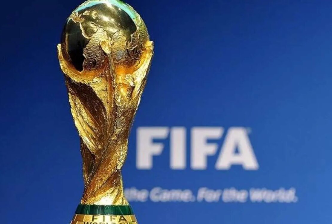 تصاویر; جایزه کفش طلا، توپ طلا و دستکش طلای جام جهانی 2026