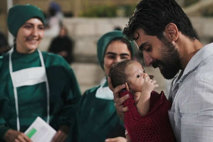 اکران «نیمه شب» در میدان ولیعصر با حضور هندی ها 34 اکران «نیمه شب» در میدان ولیعصر با حضور هندی ها