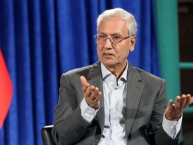 شکاف بین «خیابان» و «ایستگاه انحصار طلب» 9 شکاف بین «خیابان» و «ایستگاه انحصار طلب»