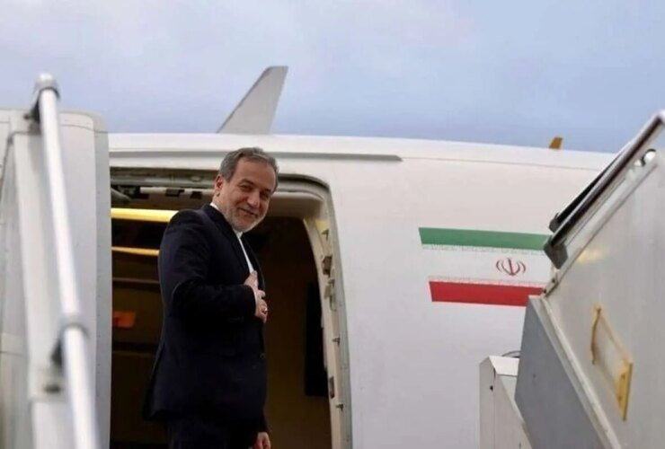 هیئت ایرانی به سوئیس رفت
