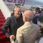 مقامات پاکستانی از ورود پزشکان به اسلام آباد استقبال کردند
