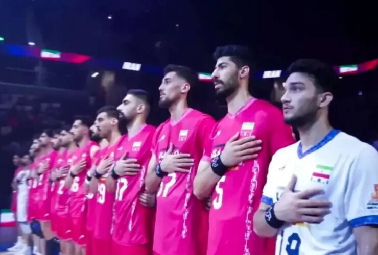 تیم ملی والیبال ایران مقابل آمریکا مچ بند مشکی پوشید