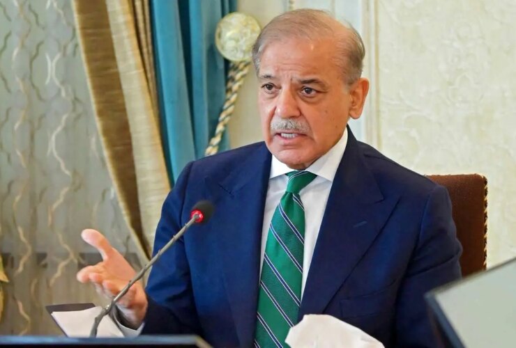 شهباز شریف در مراسم تشییع پیکر شهید رهبر ایران شرکت کرد