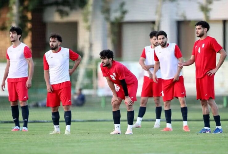 بر سر گزینه استقلال با تراکتور به توافق رسید