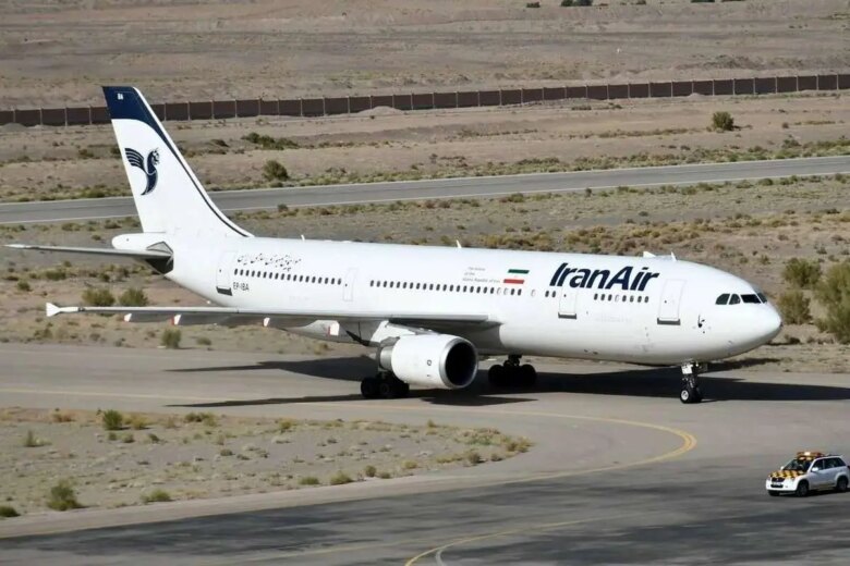 اولین هواپیمای مسافربری تهران - دبی پس از جنگ به زمین نشست