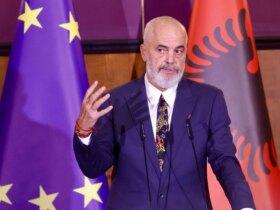 اتهامات مجدد نخست وزیر آلبانی علیه ایران؛ این کار جمهوری کمونیستی ایران است! 10 اتهامات مجدد نخست وزیر آلبانی علیه ایران؛ این کار جمهوری کمونیستی ایران است!