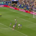 برای دیدن؛ سومین گل هاورتز به کوراسائو آلمان در دقیقه 5+45 جام جهانی 2026. در دقیقه