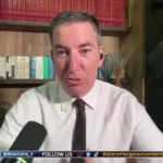 روزنامه نگار آمریکایی: لابی اسرائیل به ترامپ اجازه خروج از جنگ با ایران را نمی دهد