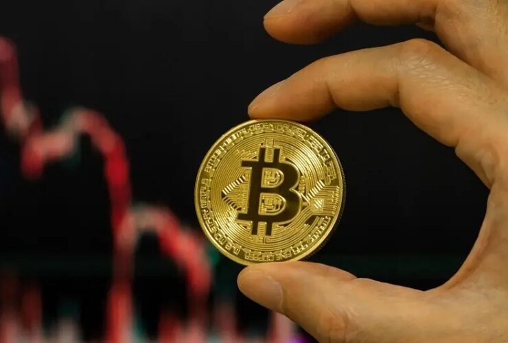 سقوط تاریخی بیت کوین؛ 1.2 تریلیون دلار از دست رفت