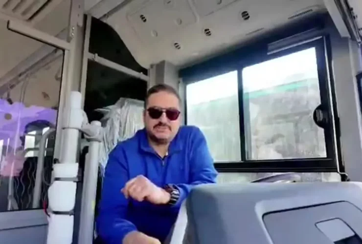 کارمانیا خستگی ناوگان اتوبوسرانی تهران را می شکند/ورود اتوبوس های 18 متری یوتانگ به پایتخت 13 کارمانیا خستگی ناوگان اتوبوسرانی تهران را می شکند/ورود اتوبوس های 18 متری یوتانگ به پایتخت