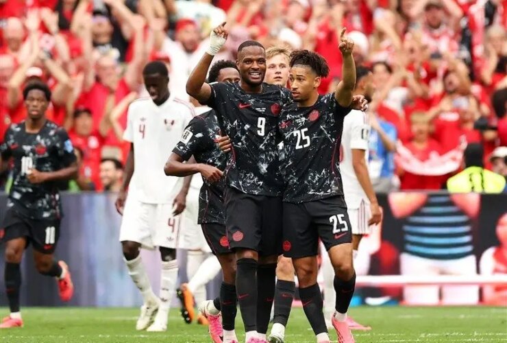 کانادا در جام جهانی 2026 با نتیجه 6-0 مقابل قطر پیروز شد. قطر از آتش بازی کانادا جدا شد!