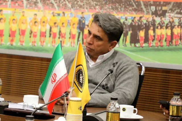 کمپین سپاهانی ها برای برکناری مدیرعامل باشگاه