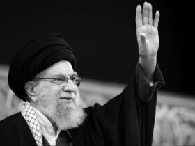 ساعت 6 صبح روز یکشنبه بر پیکر مطهر شهید نماز می خوانند. 10 ساعت 6 صبح روز یکشنبه بر پیکر مطهر شهید نماز می خوانند.