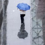 رگبارها تا روز چهارشنبه در شمال غرب و جنوب شرق کشور/دریاها شدید است