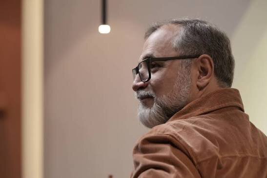 حامد شکیبانیا: «بید برخشت» سند تصویری یک لحظه تاریخی خواهد بود 1 حامد شکیبانیا: «بید برخشت» سند تصویری یک لحظه تاریخی خواهد بود