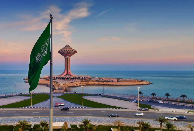 انصارالله عربستان را به فلج کردن بنادر ینبع و جده تهدید کرد