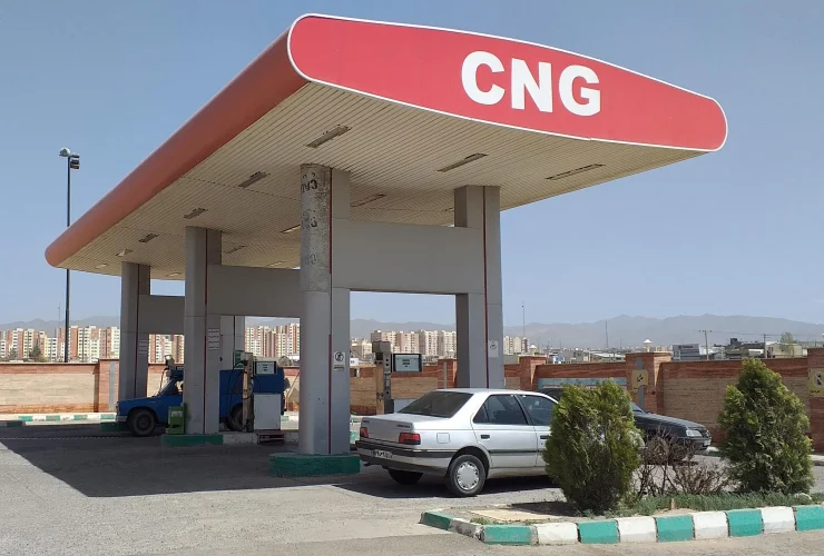 بنزین برای خودروها رایگان شد