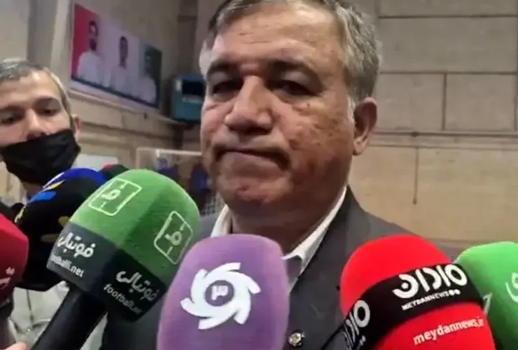 جنگ لفظی طاغرنیا با مربیان سابق بر سر قهرمانی