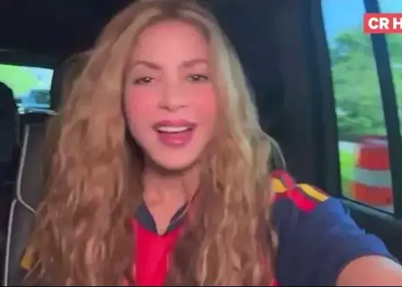 شکیرا پس از اعلام دوستی با مسی به اسپانیا تبریک گفت!