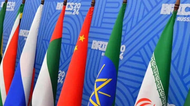 وزیر بهداشت اندونزی در نشست دوجانبه وزرای بهداشت بریکس با