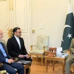 وزیر کشور ایران و نخست وزیر پاکستان دیدار کردند