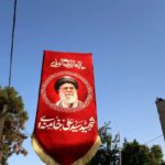 وقت دعا بر پیکر مطهر رهبر شهید است