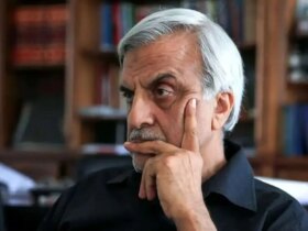 کسی که سیلی نخورده فکر می کند ضربه اول یعنی پیروزی/دفاع از وطن با جنگ طلبی فرق دارد.