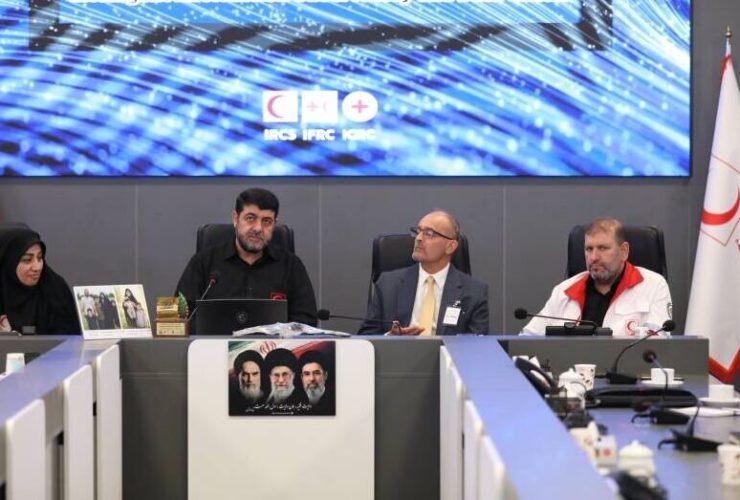 کولیوند: رهاسازی محموله دارو در کشتی کیزیلاغاچ برای بیماران دیالیزی اهمیت حیاتی دارد. 30 کولیوند رهاسازی محموله دارو در کشتی کیزیلاغاچ برای بیماران دیالیزی