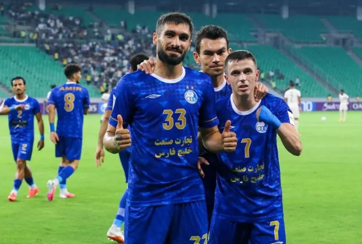 تصویر طنز سنگین استقلال به پرسپولیس با تورنمنت 3 طرفه