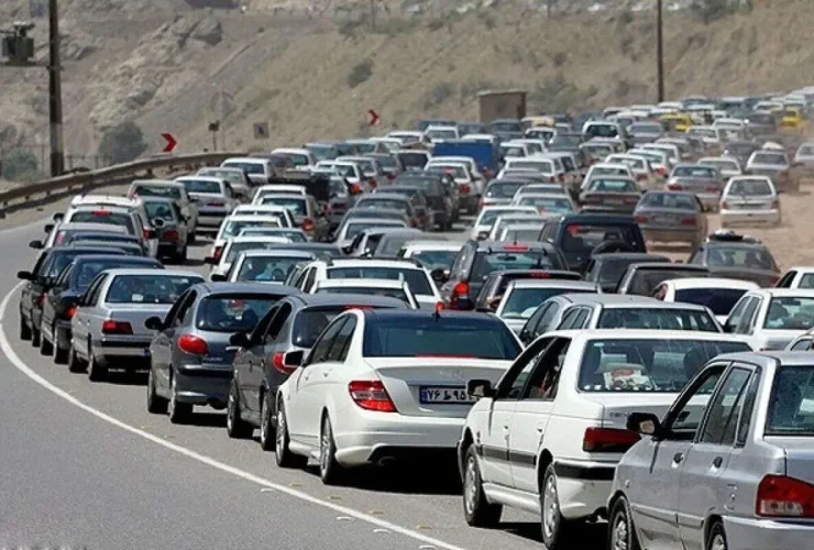جاده چالوس از ساعت 22 دو طرفه می شود