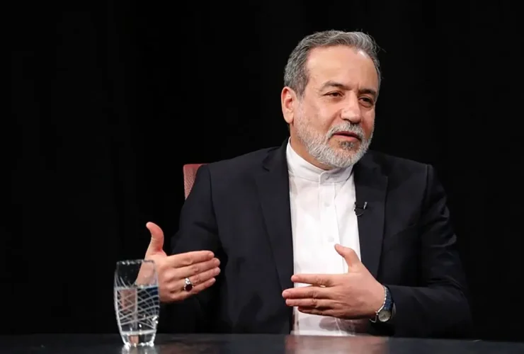 عراقچی: دستور کار نشست فردا در عمان، مسیر دریایی جدید در تنگه هرمز است.