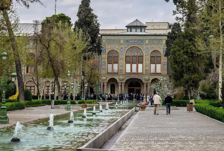 قصر گلستان کجاست؟ بنای باشکوه قاجاری و نشانه ای از ورود تهران به عصر مدرن