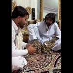 مرد درختی برای معالجه به آمریکا رفت