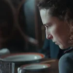 نقد و بررسی فیلم زن ناشناس برنده جایزه شیر طلایی